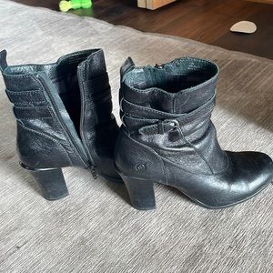 Born shoes, used